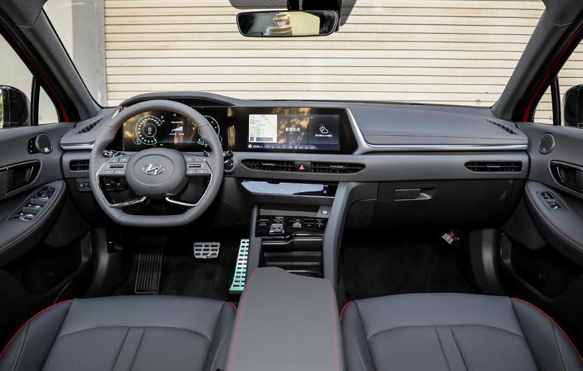 最近降价最猛的10款b级车,一款11万多就能买到的运动型b级车