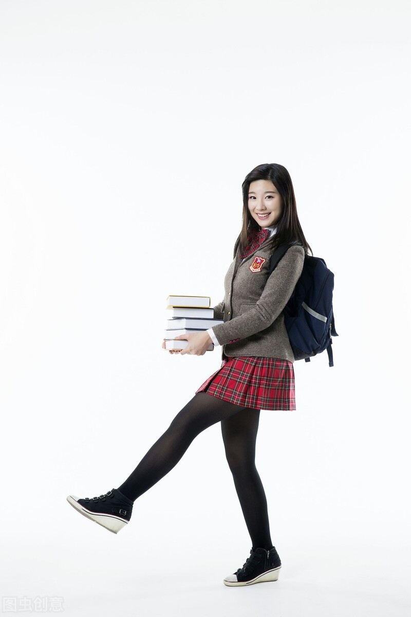 韩国女性在学校穿什么校服,韩国校服款式有哪些风格
