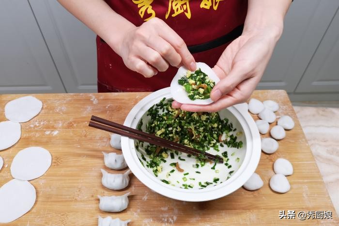自己手工包饺子蒸几分钟能熟,包饺子的面粉怎么做才好吃呢