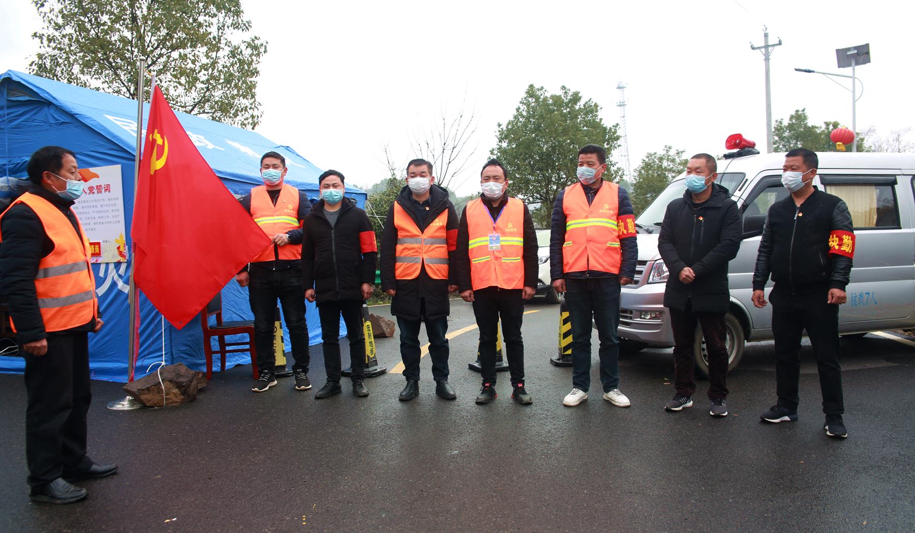 “四十八蹬“山上的“青松”,鄂州太和镇陈太村防疫一线无职*党**员