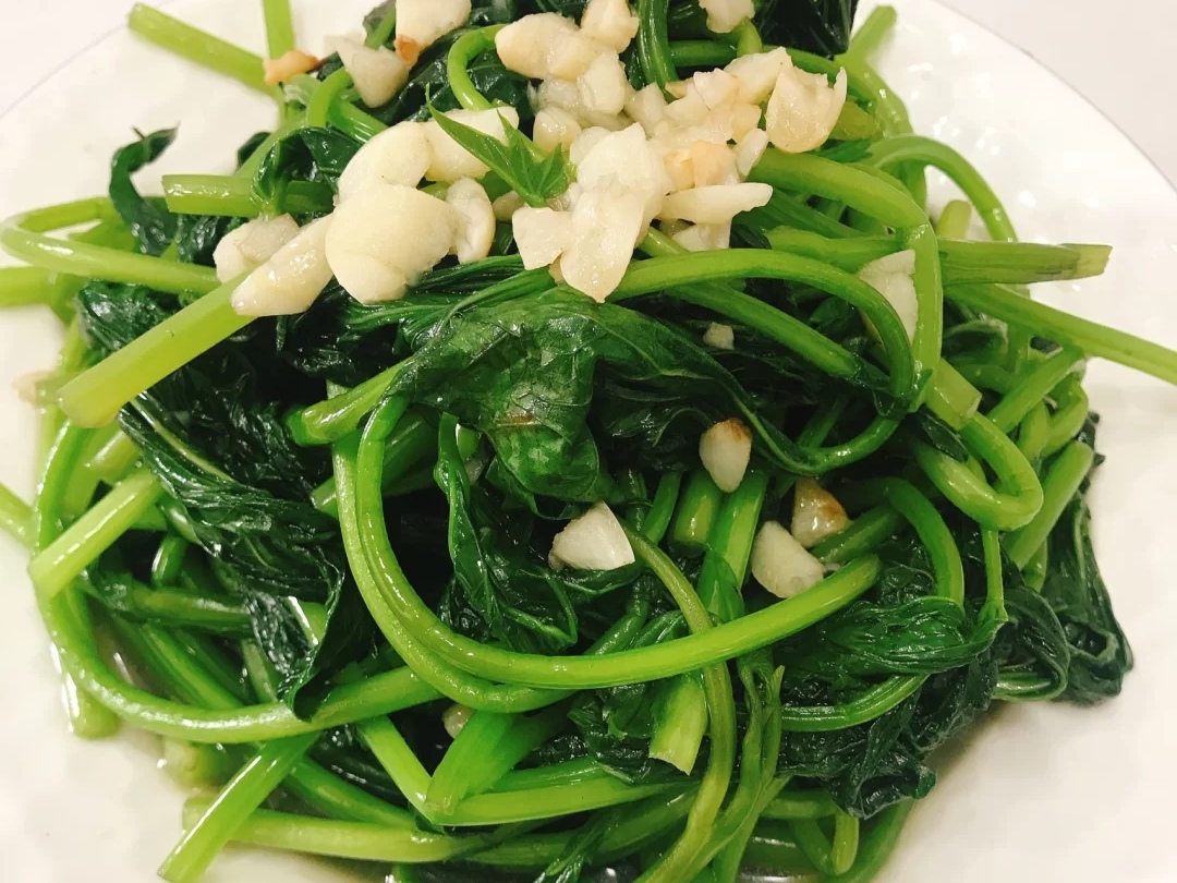 红薯叶子炒四季豆,芋仔炒四季豆做法