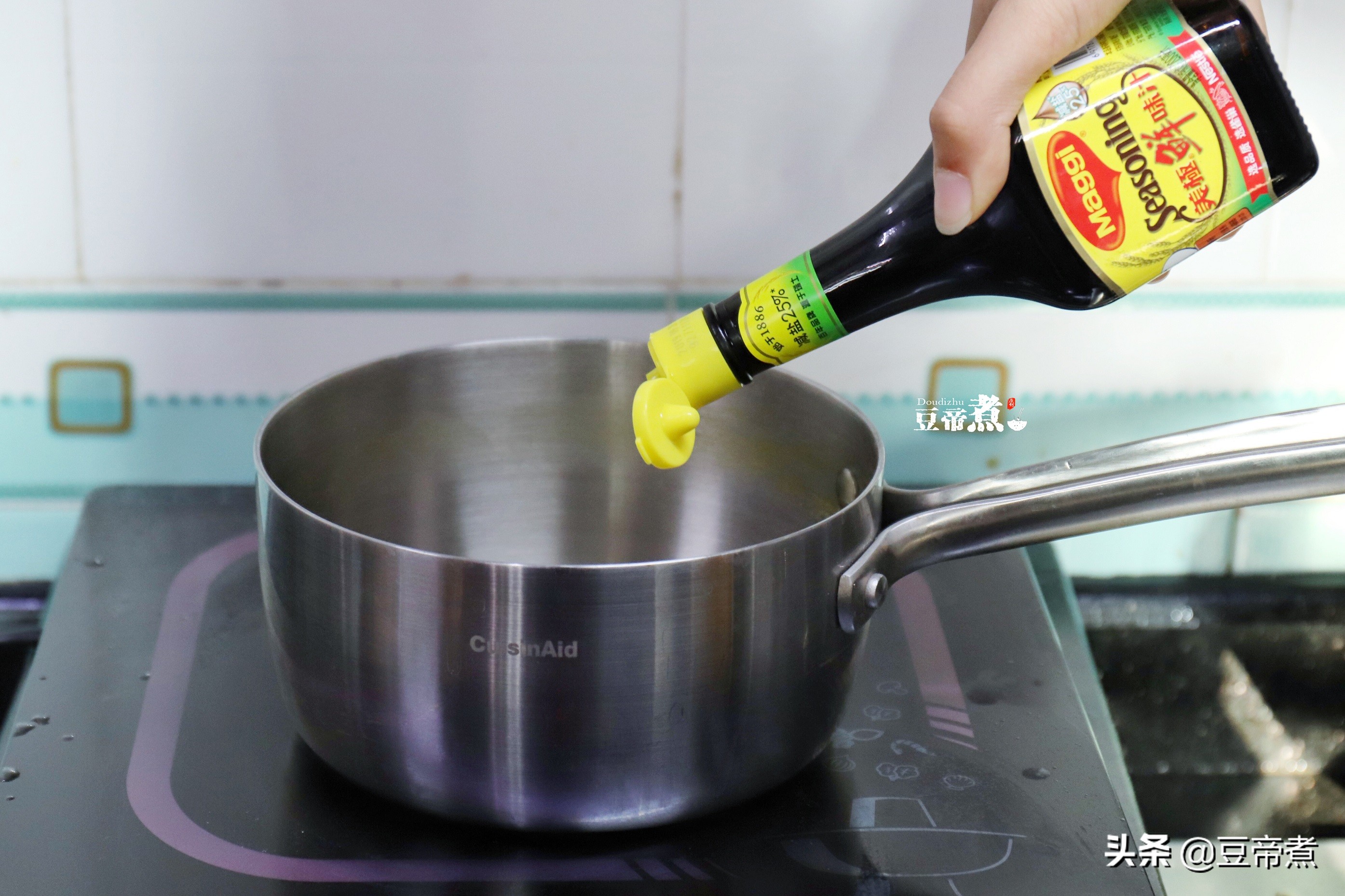 酒店蒸鱼汁制作方法和配方,小年蒸鱼的家庭做法