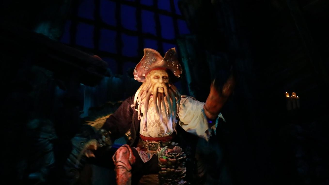 上海迪士尼跨年旅游,上海迪士尼与外滩旅游安排