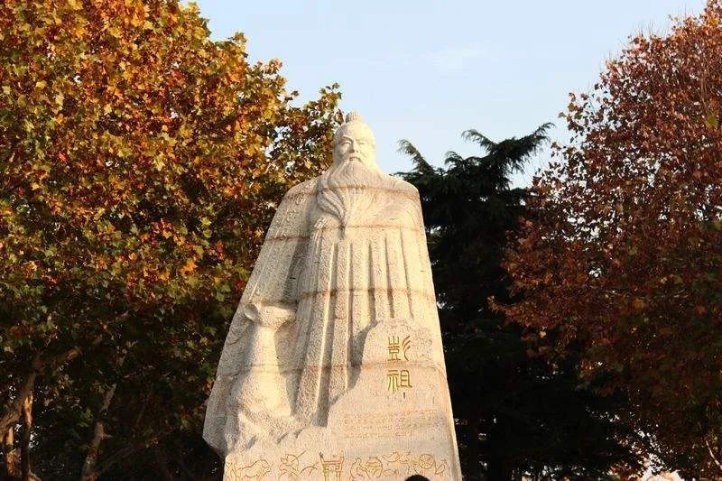 江苏徐州云龙山附近的博物馆,徐州云龙山和博物馆主要景点