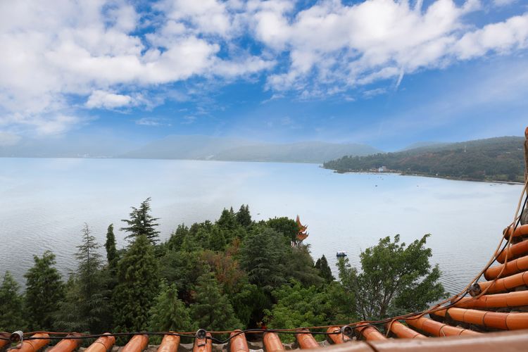 抚仙湖孤山上有什么景点,抚仙湖里的小岛