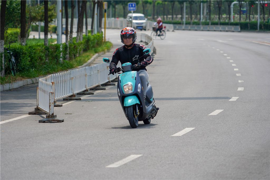 林海新雅格摩托车评测,林海新雅格踏板摩托车省油吗