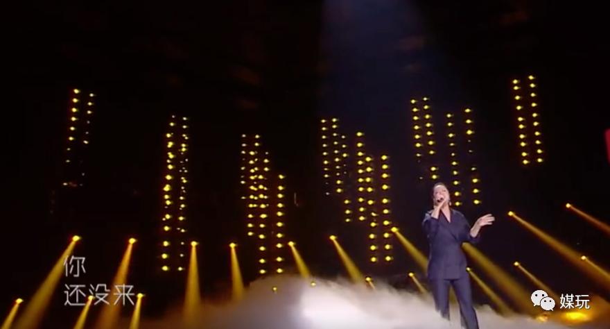 湖南卫视双十一晚会纪念歌手,我是歌手第二季红衣服