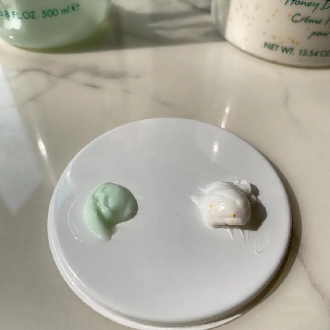 雅顿身体乳｜滋润保湿，持久留香，一大瓶性价比高