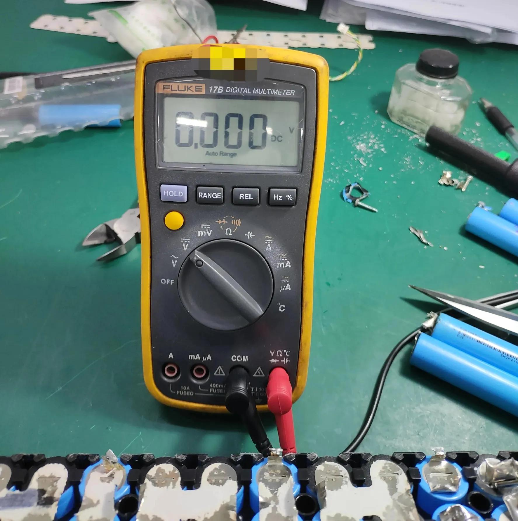 小米滑板车电池多少钱,小米滑板车pro电池拆解