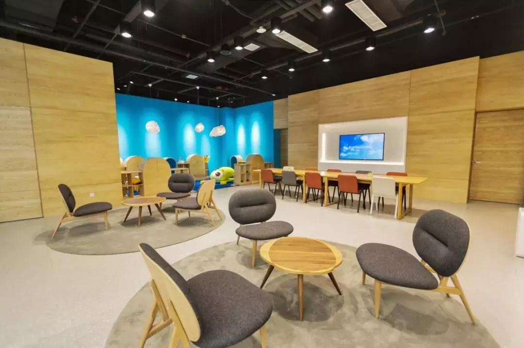 20万平米以上购物中心,郑州人气最旺的购物中心