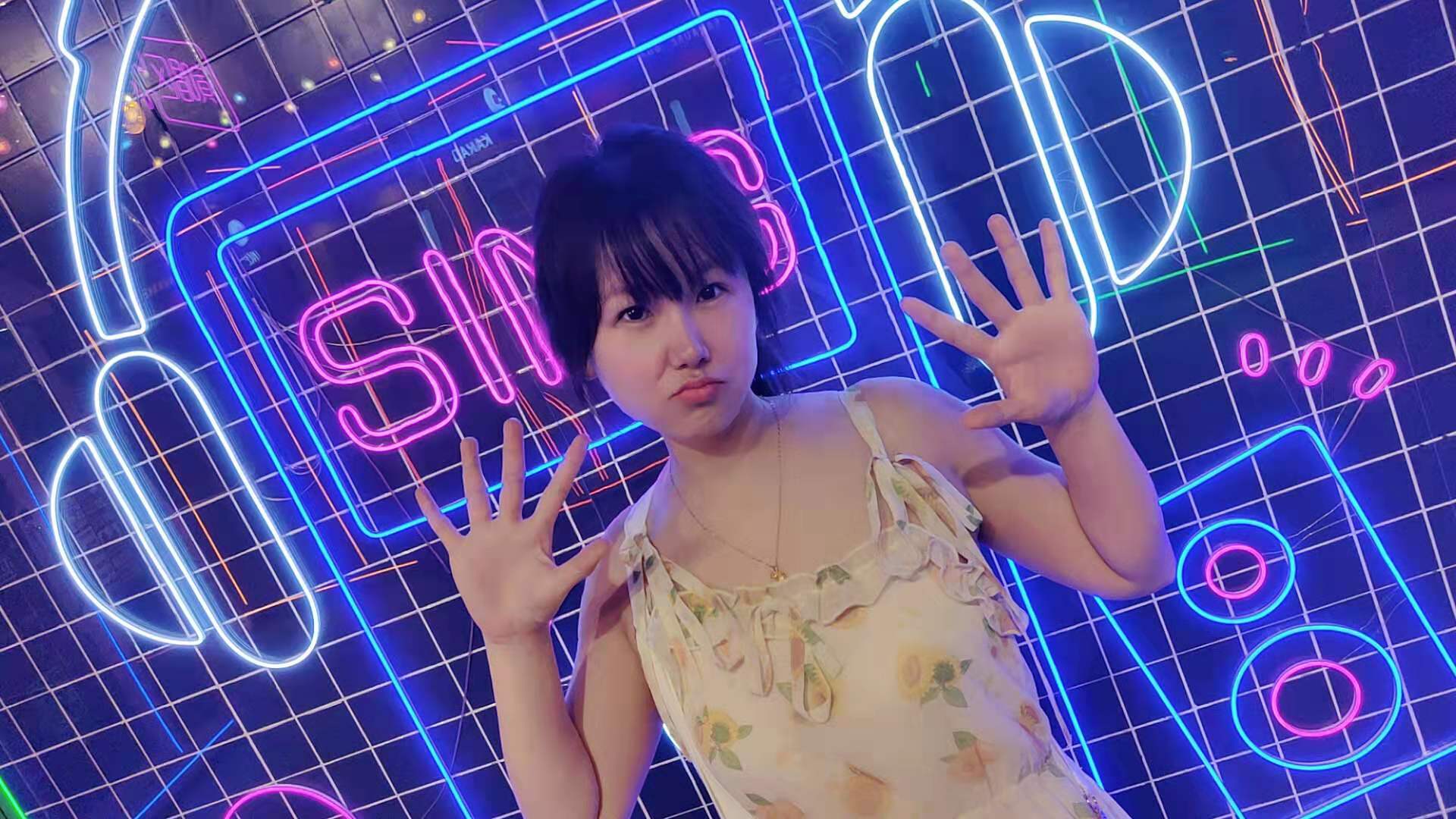 美女创业做生意,小成本创业项目女生副业