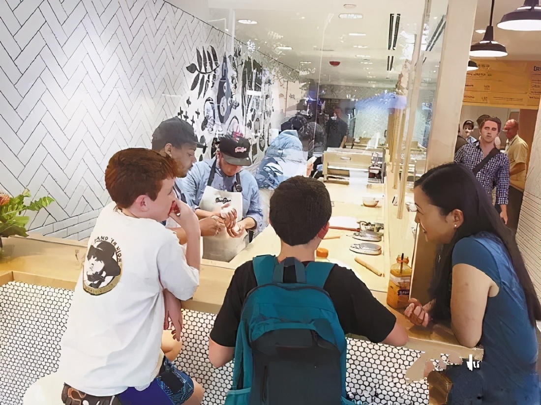 把包子铺开在哈佛门口，几周销售破2亿，这是卖包子不是卖金砖？