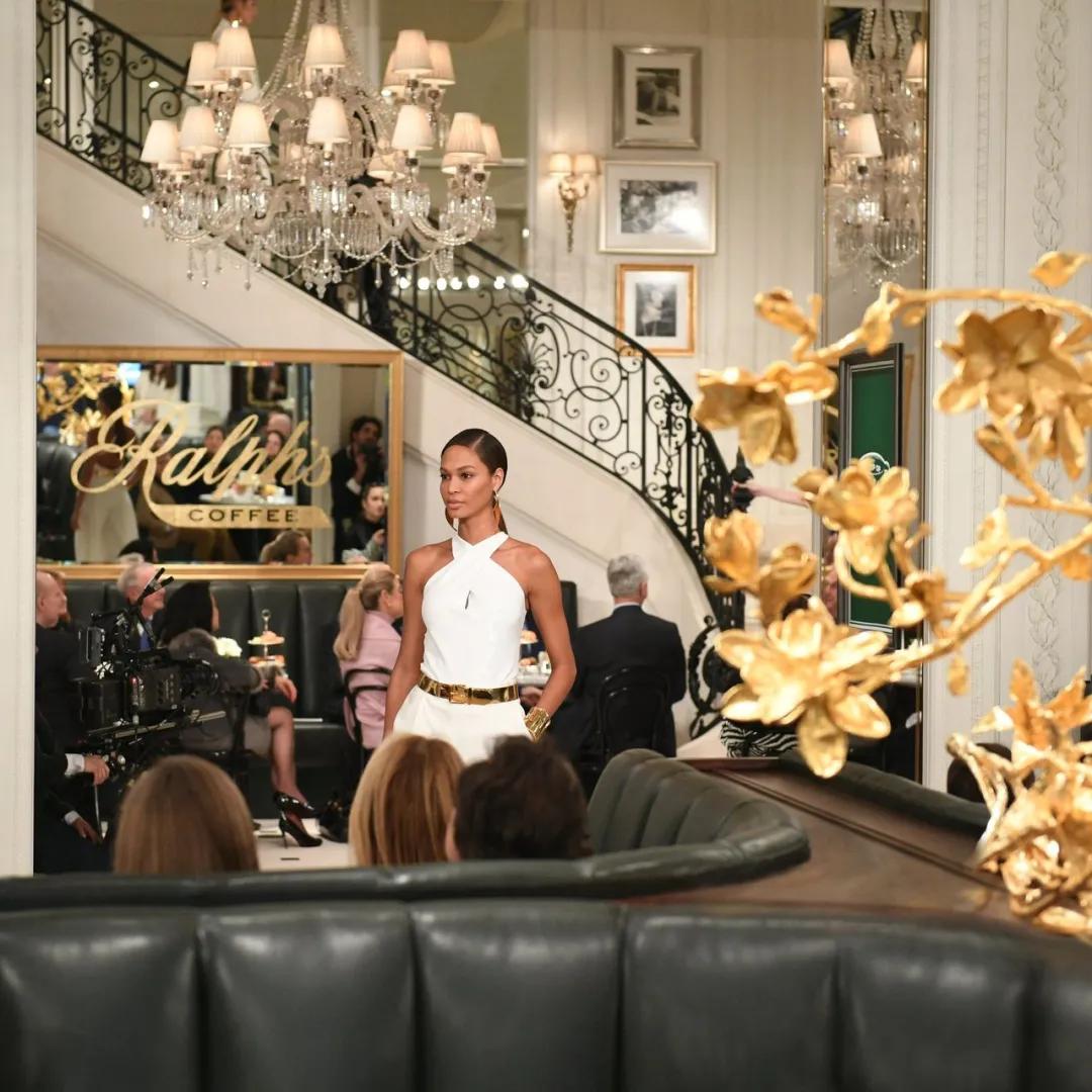 又一家顶级奢牌开咖啡店!花小钱买精致,竟然是喝得起的样子