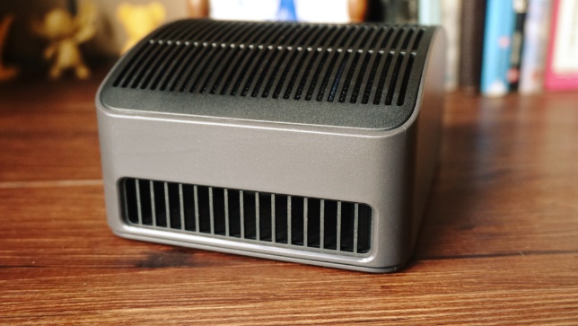 还车内一片净土，有它在雾霾不是问题，70迈空气净化器体验