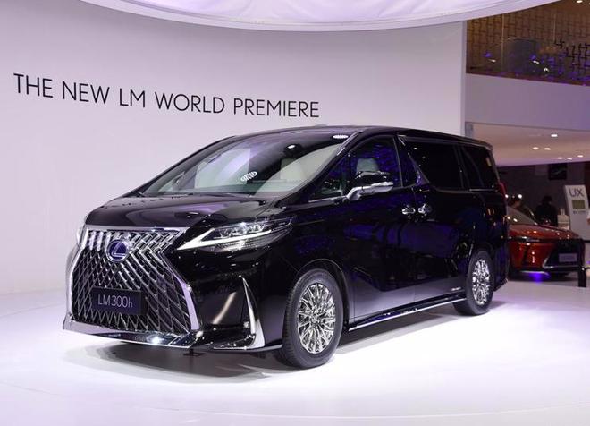MPV中的劳斯莱斯！比埃尔法还夸张，雷克萨斯LM这次该加价多少？