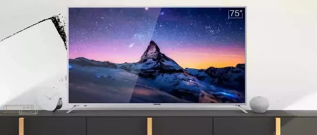 液晶电视软屏和硬屏的区别哪个好,液晶电视软屏好还是硬屏的好