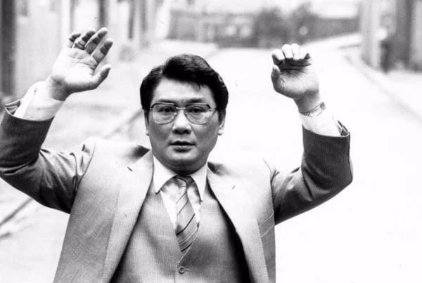 曾做手术换三次心脏除颤器！86岁TVB资深演员又生骨刺令行动不便