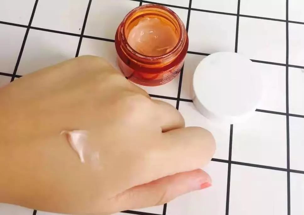 4款良心眼霜,这一年值得入手的爆款眼霜