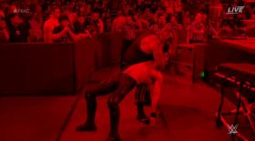 地狱牢笼大赛打得血流成河,地狱牢笼赛淘汰赛