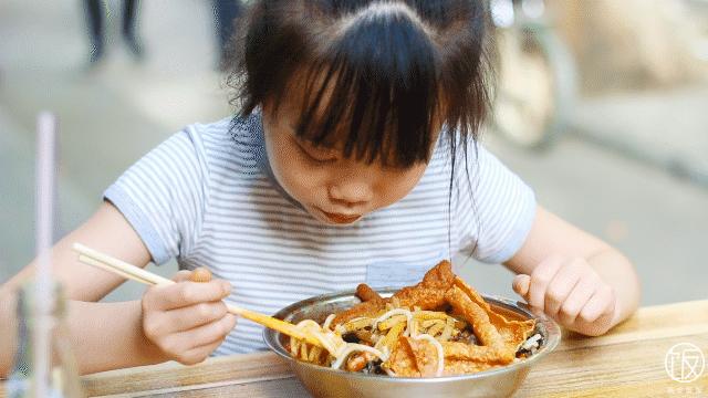 又臭又香螺蛳粉真的很好吃,超臭但超好吃的螺蛳粉