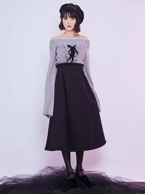 毛衣项链配饰怎么选,毛衣项链配饰经典百搭