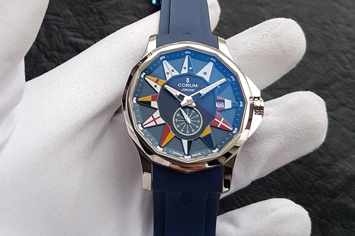 腕表界的两大“海军上将”PK,这次你更看好谁?