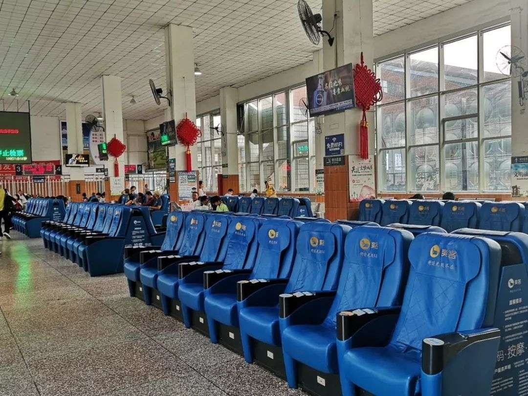 奥佳华7608按摩椅真实测评,奥佳华按摩椅7808plus购买价格