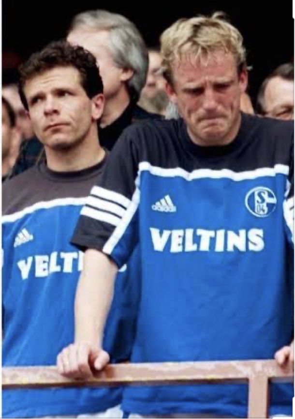 最神奇的争冠剧情!他们只当了4分钟冠军,6.5万人从狂欢到泪奔