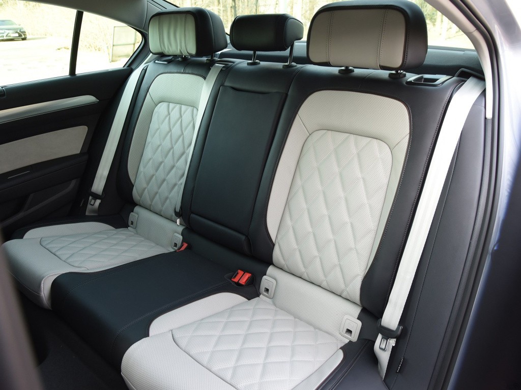 迈腾2.0t加速测试,迈腾2.0T百公里加速多少秒