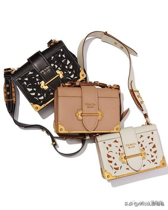 第18只包｜PradaCahier：不只是穿Prada的女王，更是你的月光宝盒
