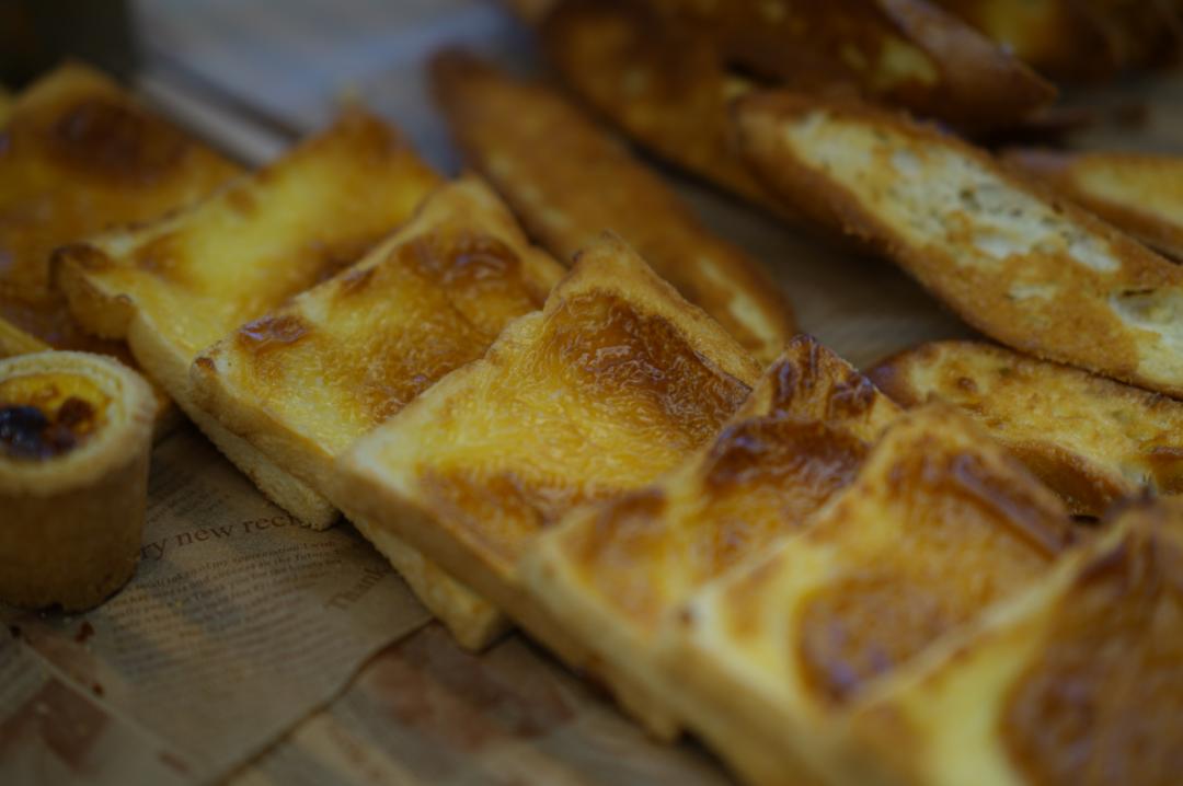 上海华贝面包哪家好,探店现烤面包