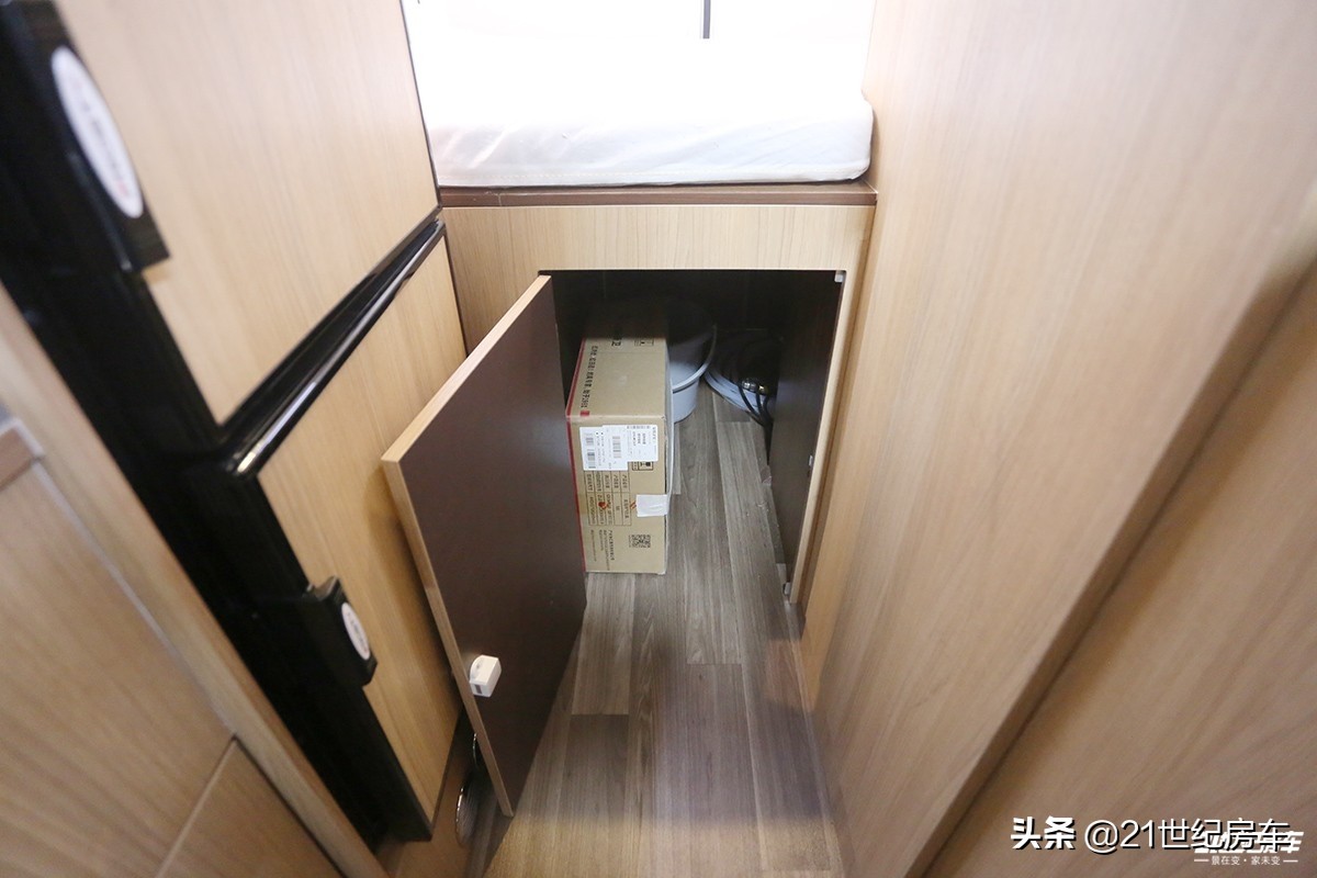 宇通b311房车和rv90b房车,宇通b310房车价格表