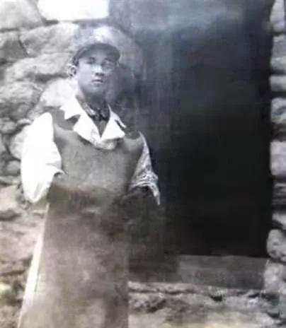 在*藏西**,我们的第三*战野**医院,我们的芳华……