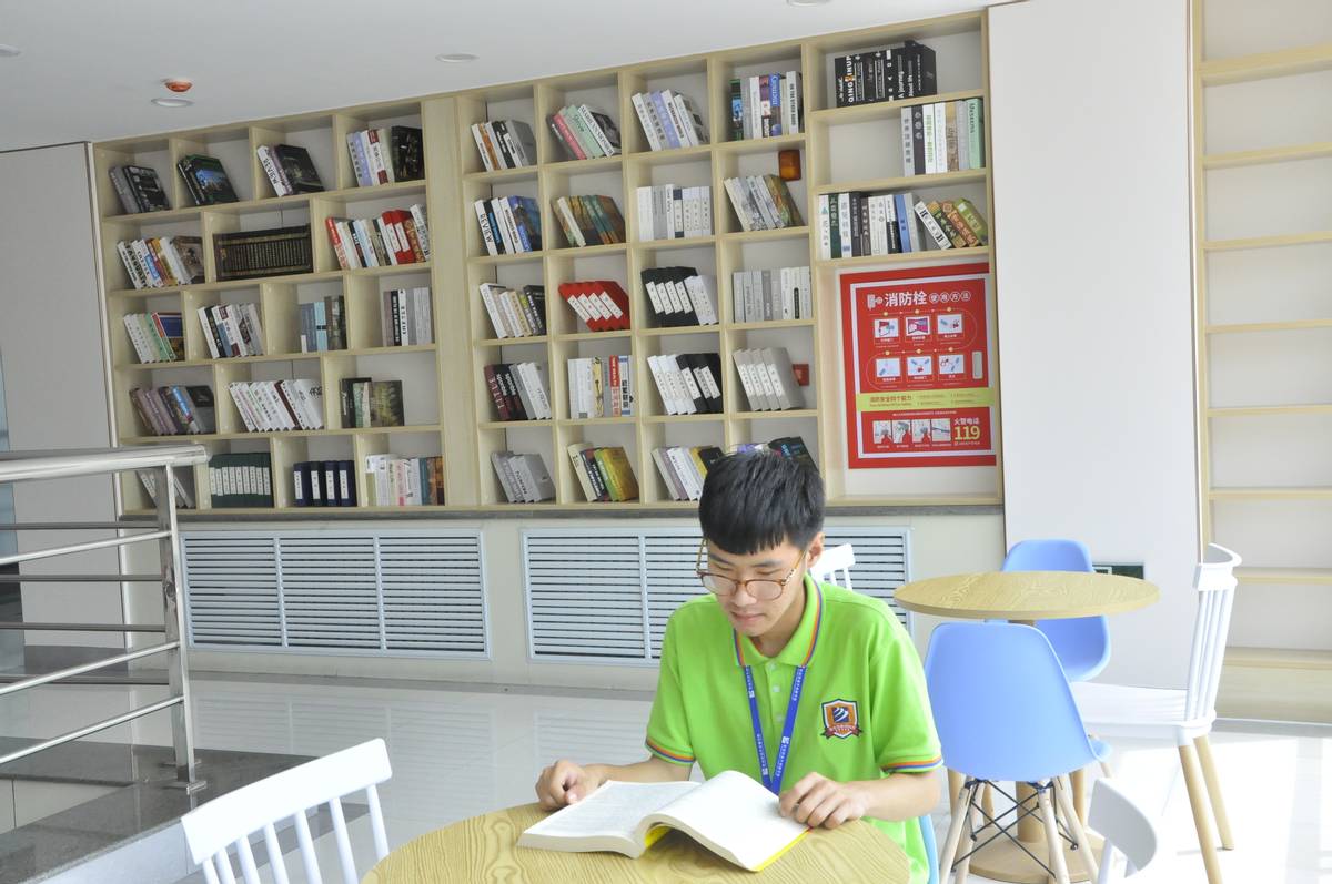 电竞运营管理有哪些专业,电竞管理与运营专业上课学什么