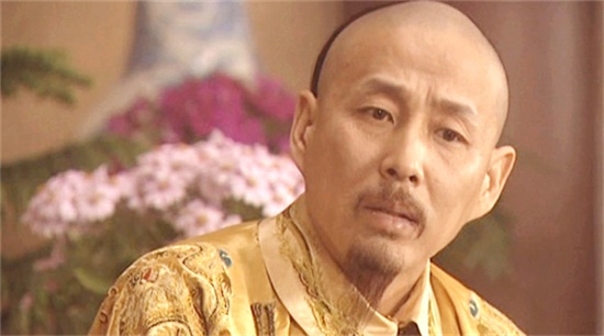 康熙乾隆雍正宠妃,康熙第三子为何被雍正圈禁致死