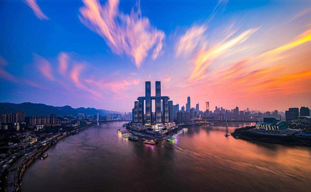 重庆的夜美得令人心碎照片,重庆的夜晚多么梦幻让人陶醉