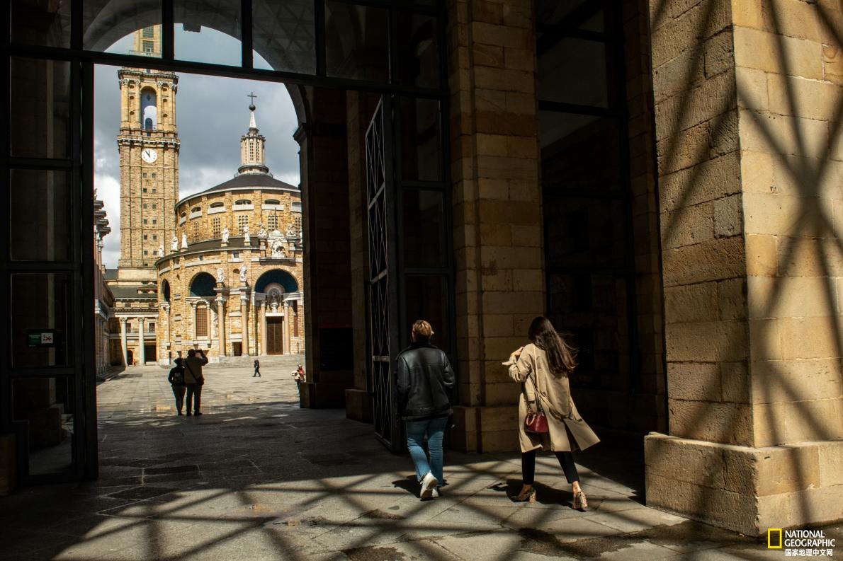 西班牙阿斯图里亚斯视频大全,西班牙组曲阿斯图里亚斯的传奇