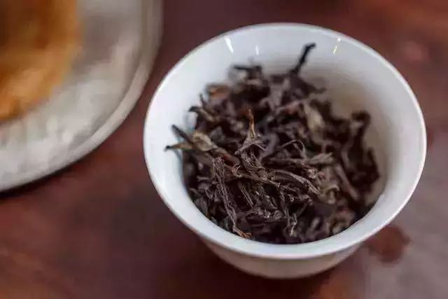 茶叶放久了怎么处理恢复正常,茶叶放久变味了要怎样处理