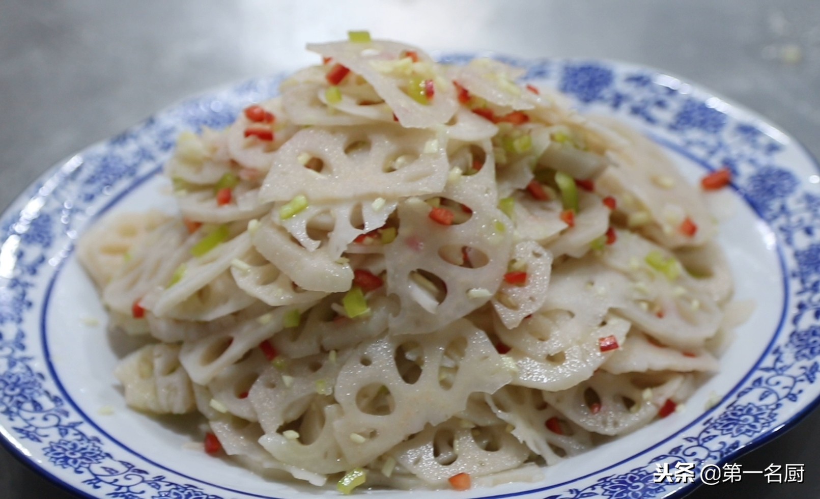 饭店凉拌姜丝莲藕做法,饭店莲藕酸甜辣味怎么做出来的