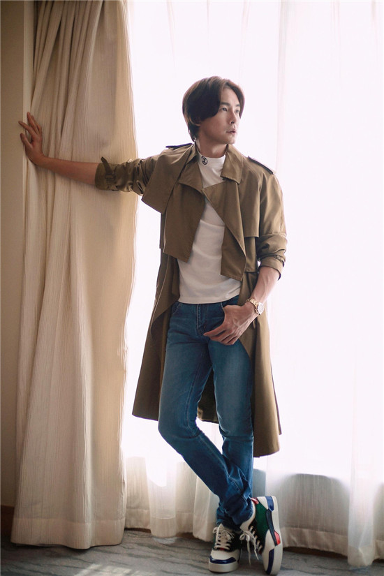 郑元畅林依晨私下合集,郑元畅最新电视剧