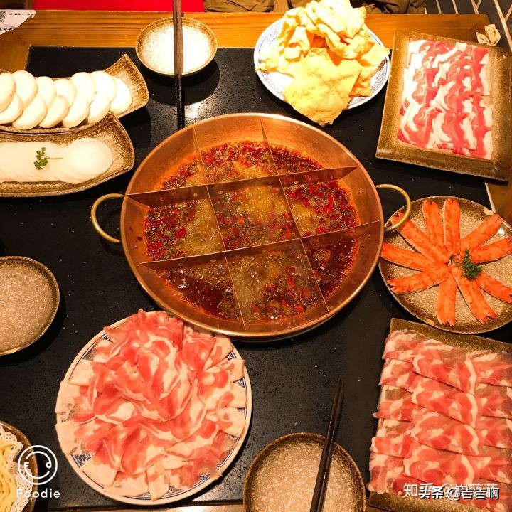 在东北吃饭是一种什么体验,跟东北人吃饭是什么体验