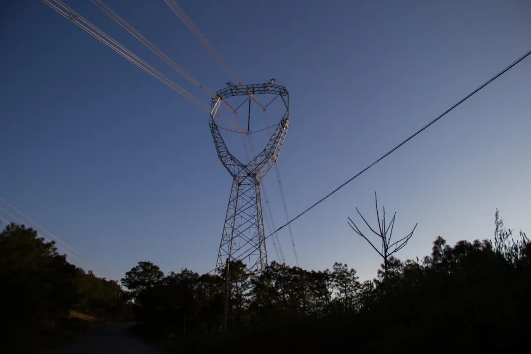 东川红土地在哪里观赏最好,昆明东川红土地攻略
