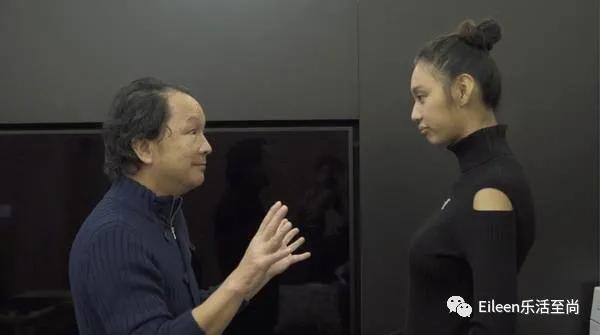 强捧成天后？未婚带女的她究竟如何成为大女主？