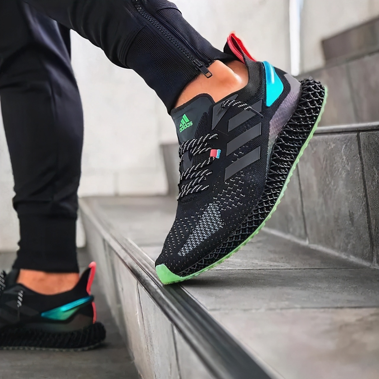 从颠覆想象到习以为常,adidas4D跑鞋的过去现在与未来