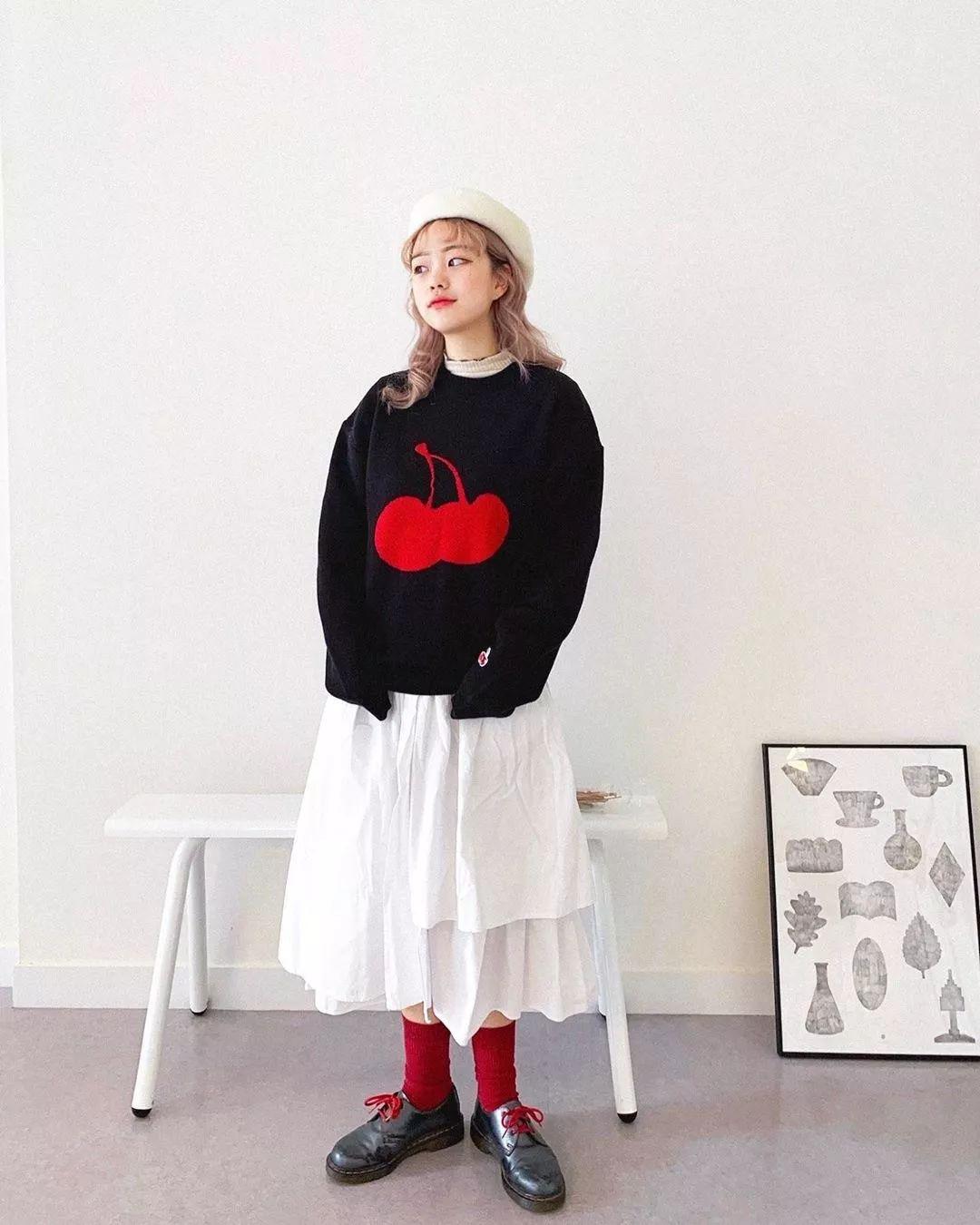 穿裙子都遮不住胯宽?素人博主纠正穿搭误区,前后对比太扎心了