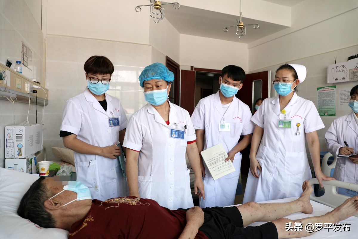 “针”情无限“灸”暖人心