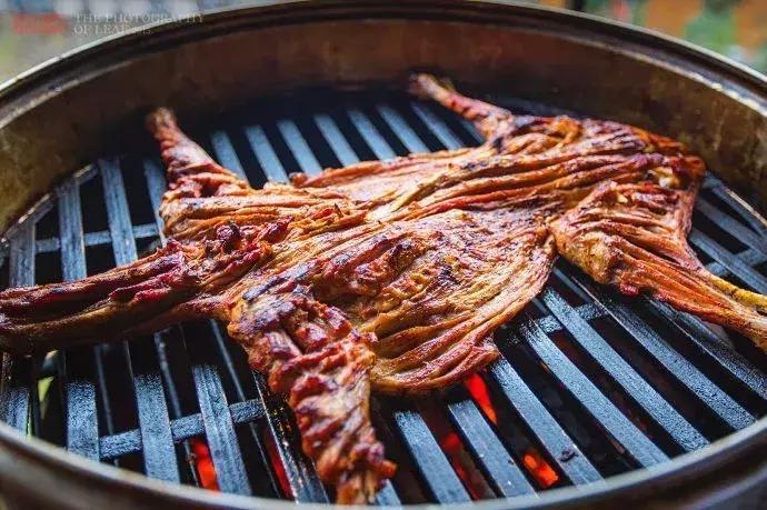 7个值得你驱车前往的吃羊肉地，这一口还魂的羊肉，吃了会上瘾！