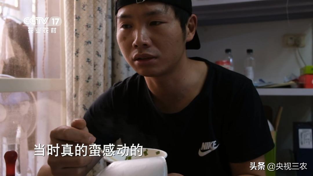 退伍老兵一个习惯救了自己一命,退伍老兵救了一车人