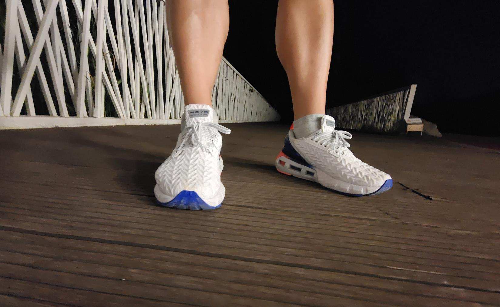 始于颜值忠于舒适鞋子,安德玛clone测评