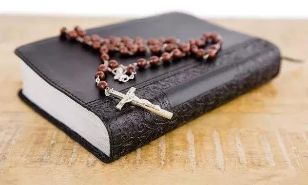 一招教你分辨老念珠,各种念珠详解